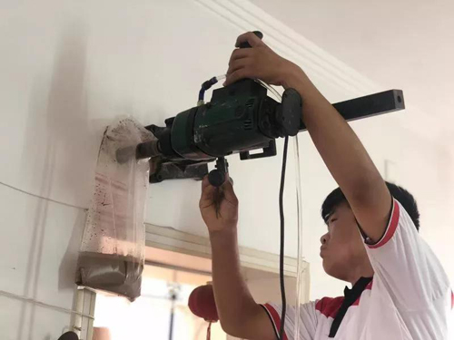 分期付款、簡(jiǎn)化手續(xù)、交叉施工…… 老舊小區(qū)供熱改造搭上“順風(fēng)車(chē)”